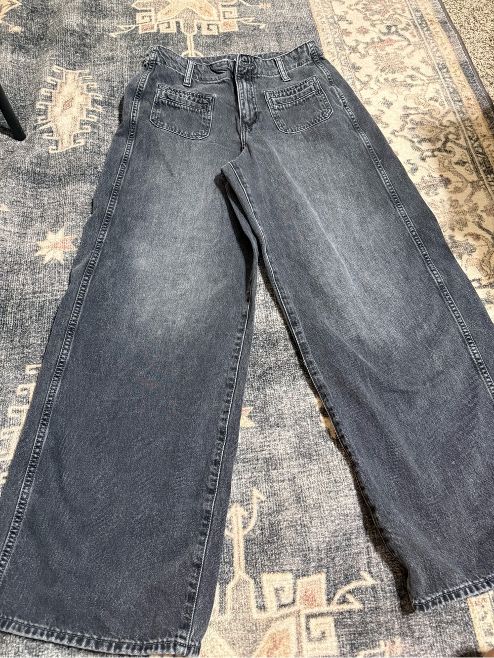 Old Navy Men's Bootcut Jeans in Faded Black